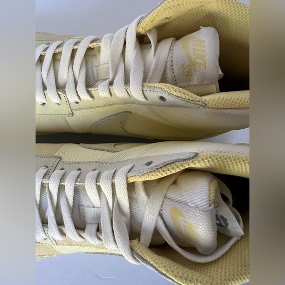 Nike SB Zoom Blazer Mid Men's 11.5 DR9087-700 Lemon Wash Yellow Skate Shoes - Picture 7 of 12